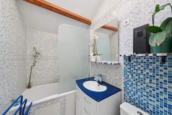 A VENDRE - LE PRE SAINT GERVAIS - MAISON DE VILLE