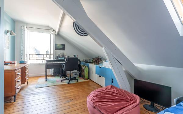 Maison à vendre    6 pièces • 137,80 m2 Joinville-le-Pont