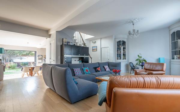 Maison à vendre    6 pièces • 137,80 m2 Joinville-le-Pont