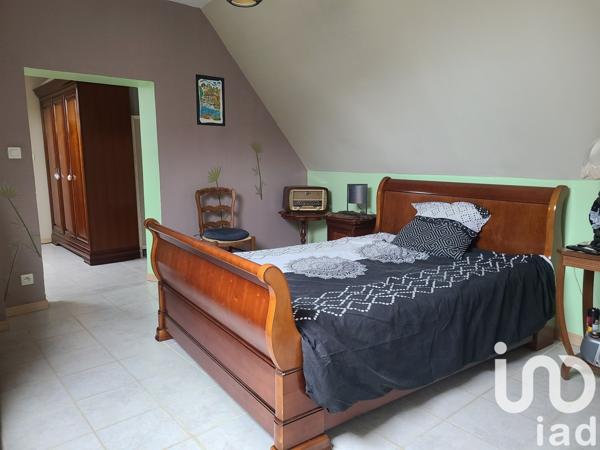 Maison rustique 6 pièces de 118 m² à Vernoil-le-Fourrier (49390)