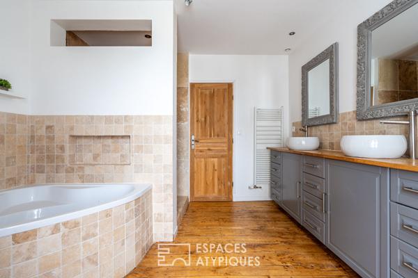 Élégante demeure rénovée avec vaste grange aménagée