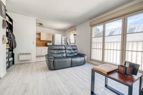 Appartement Brie Comte Robert 2 pièce(s) 46 m2