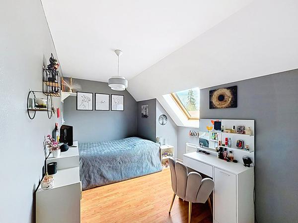 Maison Nanteuil-lès-meaux - 4 chambres - jardin de 530 m2 - Plusieurs stationnements