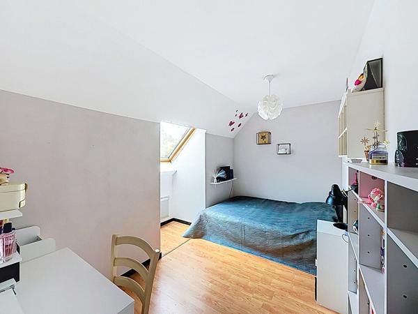 Maison Nanteuil-lès-meaux - 4 chambres - jardin de 530 m2 - Plusieurs stationnements