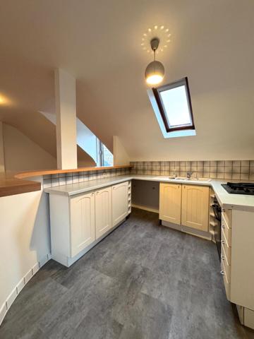 Appartement de 2 pièces en plein centre ville de Gagny... 4 min RER E...