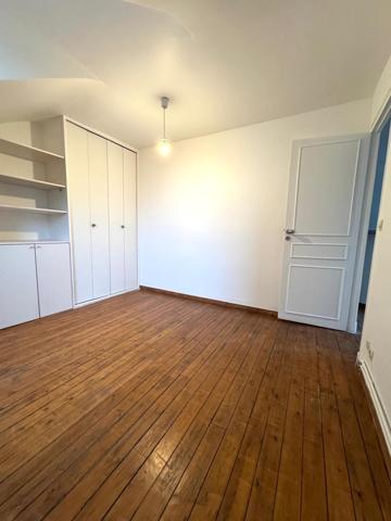 Appartement de 2 pièces en plein centre ville de Gagny... 4 min RER E...