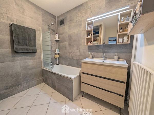 Appartement 47.8 m² à Angers 49000