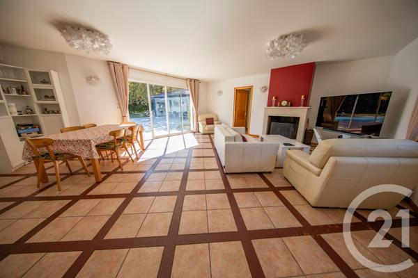 Maison à vendre  10 pièces - 272,52 m2 ST AUBIN DE MEDOC - 33