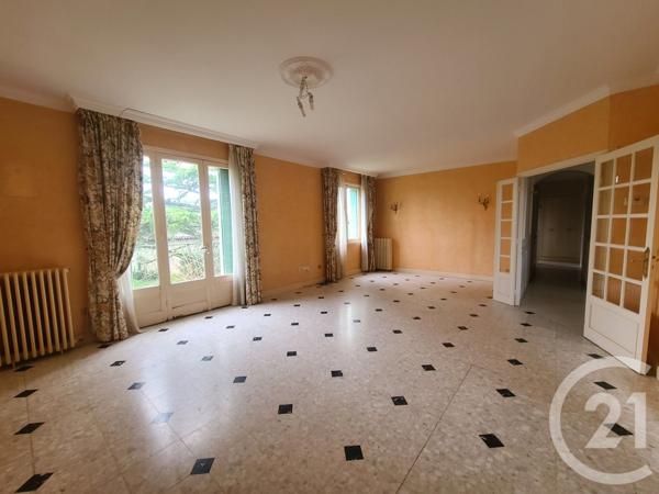 Maison à vendre  9 pièces - 221,50 m2 UZES - 30