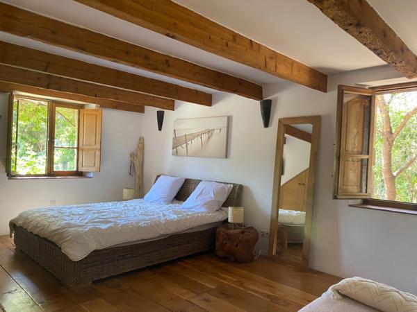 CORSE (20)- Commune de SOTTA, 10 minutes aéroport FIGARI et 15 min de PORTO VECCHIO belle maison T4 avec piscine