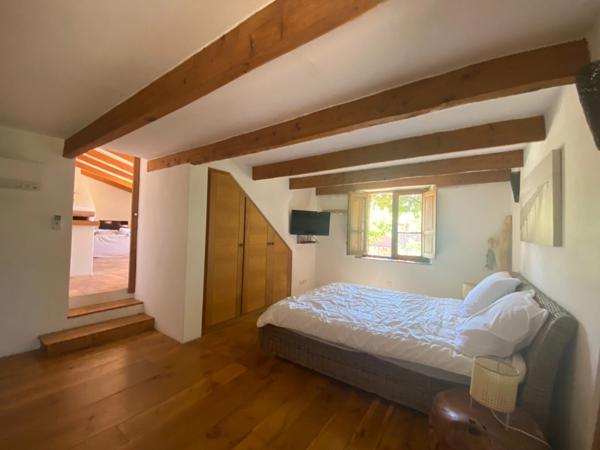 CORSE (20)- Commune de SOTTA, 10 minutes aéroport FIGARI et 15 min de PORTO VECCHIO belle maison T4 avec piscine