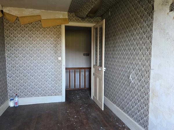 Maison de ville avec local commercial