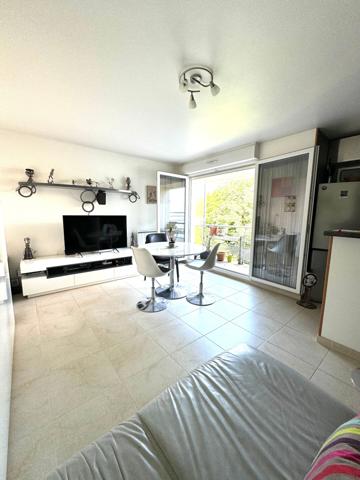 Limite Le Raincy!!! Grand Studio de 34m2!!!