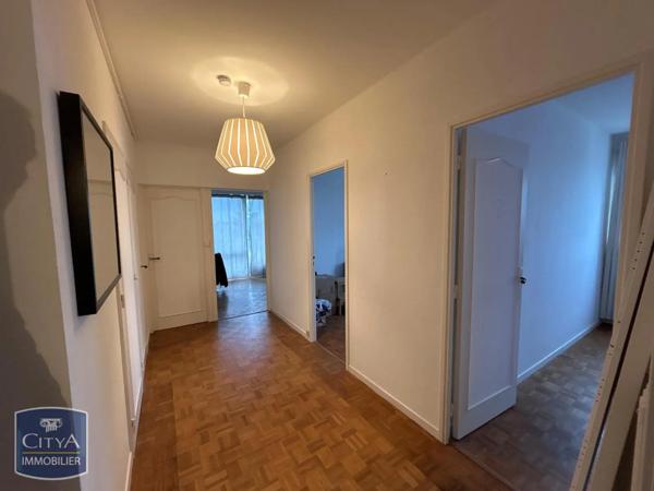 Appartement à louer 3 pièces 61m²