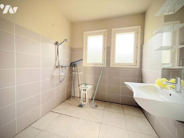 PLEUVEN - Maison à rénover avec 3 chambres et garage