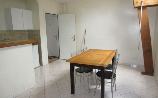 Appartement à louer    2 pièces •  Selles-sur-Cher