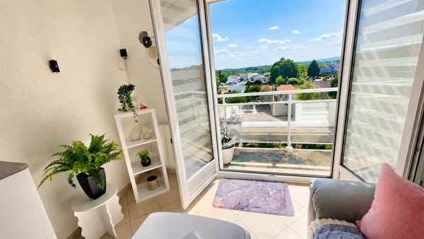 CREUTZWALD ? Appartement F2 rénové, dernier étage avec balcon et cave