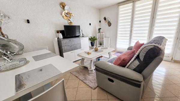 CREUTZWALD ? Appartement F2 rénové, dernier étage avec balcon et cave