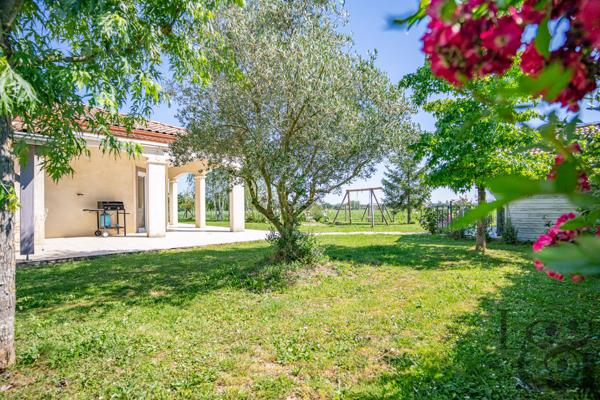 Maison de plain-pied à Sainte-Livrade-sur-Lot (Lot-et-Garonne, 47 )