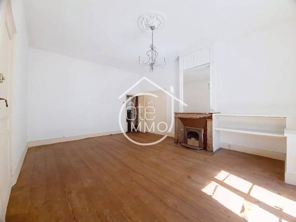 Sainte Foy la Grande : Maison bourgeoise de caractère – 326 m² – Jardin & dépendance