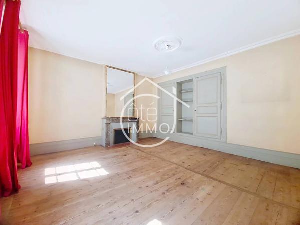Sainte Foy la Grande : Maison bourgeoise de caractère – 326 m² – Jardin & dépendance