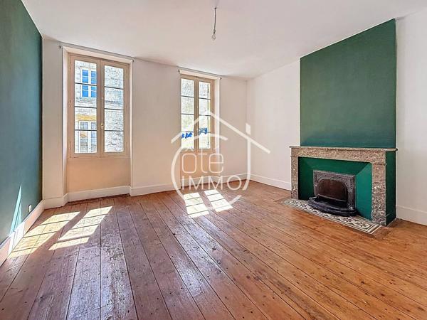 Sainte Foy la Grande : Maison bourgeoise de caractère – 326 m² – Jardin & dépendance