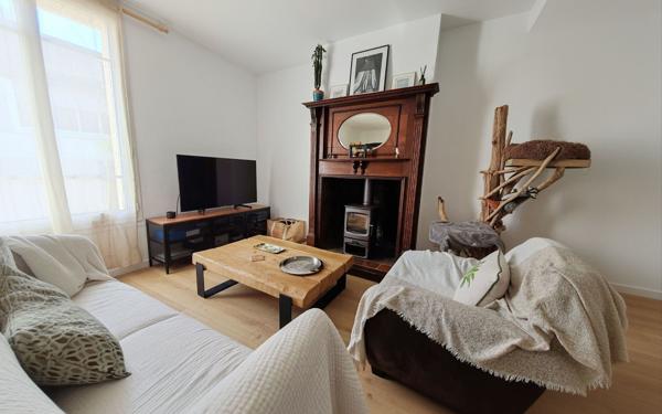 Maison à vendre    4 pièces • 76,06 m2 Carrières-sur-Seine