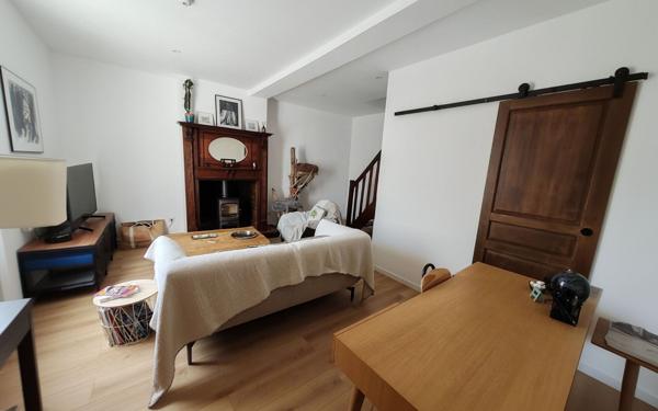 Maison à vendre    4 pièces • 76,06 m2 Carrières-sur-Seine