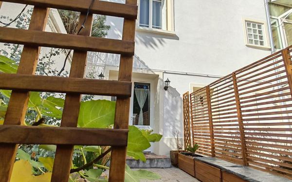 Maison à vendre    4 pièces • 76,06 m2 Carrières-sur-Seine