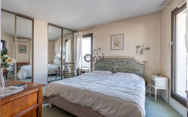 Appartement à vendre    6 pièces • 164,65 m2 Joinville-le-Pont