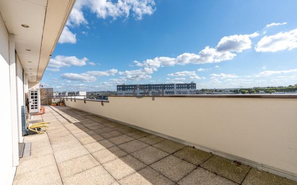 Appartement à vendre    6 pièces • 164,65 m2 Joinville-le-Pont