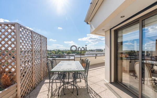 Appartement à vendre    6 pièces • 164,65 m2 Joinville-le-Pont