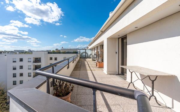 Appartement à vendre    6 pièces • 164,65 m2 Joinville-le-Pont