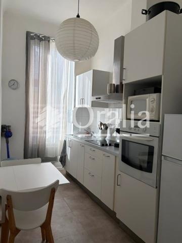 Appartement · Location Marseille (13006) 2 pièces · 42m²