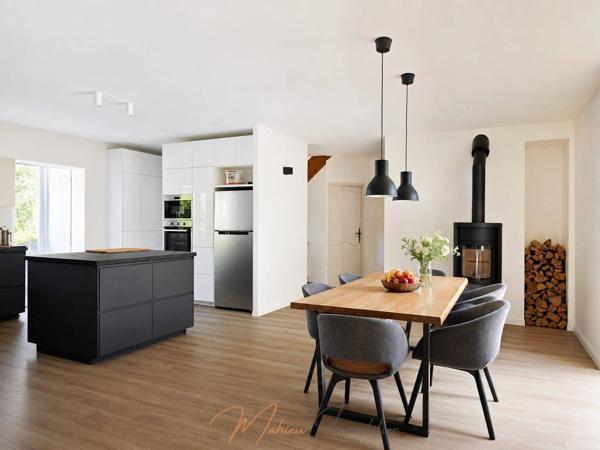 Maison - 8 pièces - Divonne-les-Bains