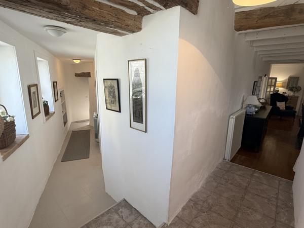 Tournon-d'Agenais (47370) Cazideroque Maison avec 2 chambres, 2 salles de bains, terrasse et cour jardin