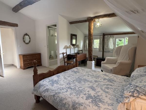 Tournon-d'Agenais (47370) Cazideroque Maison avec 2 chambres, 2 salles de bains, terrasse et cour jardin