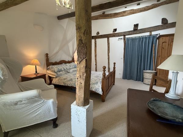 Tournon-d'Agenais (47370) Cazideroque Maison avec 2 chambres, 2 salles de bains, terrasse et cour jardin