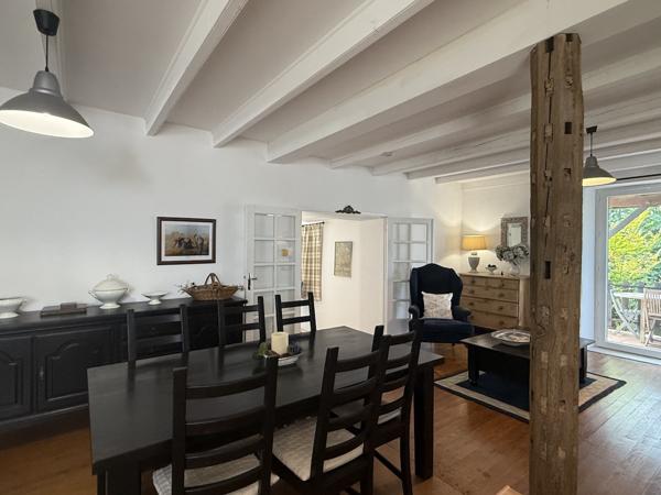 Tournon-d'Agenais (47370) Cazideroque Maison avec 2 chambres, 2 salles de bains, terrasse et cour jardin