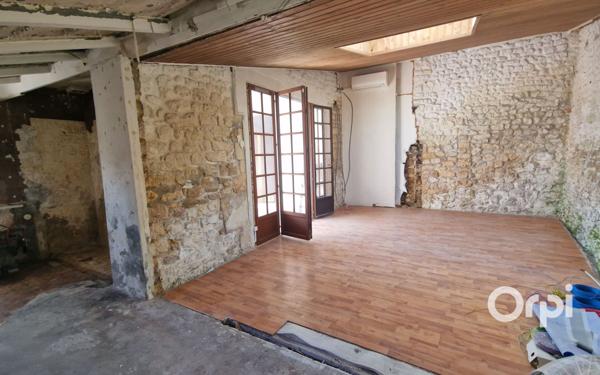 Maison à vendre    1 pièce •  Le Gua