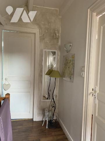 Maison de 7 pièces. Terrain clos de 633m².