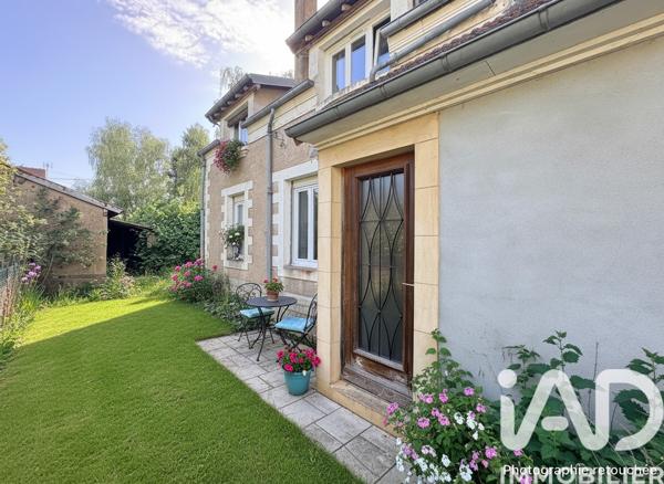 Maison à vendre 5 pièces 132 m² Saint-Amand-Montrond