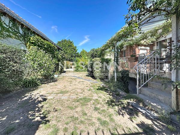 Maison Montjean Sur Loire 6 pièce(s) 145 m2