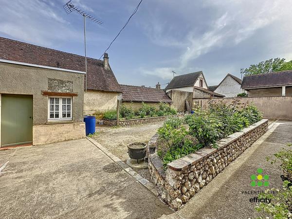 Maison 3 pièces - 82 m² Exclusivité efficity