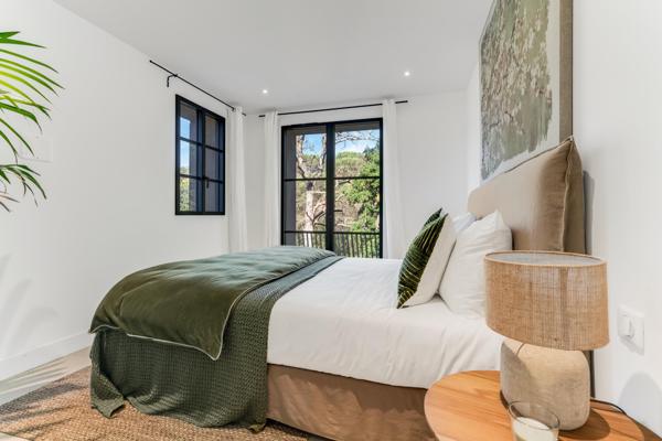 Maison à vendre  7 pièces - 186 m2 LA CROIX VALMER - 83