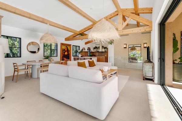 Maison à vendre  7 pièces - 186 m2 LA CROIX VALMER - 83