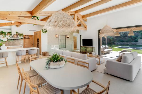 Maison à vendre  7 pièces - 186 m2 LA CROIX VALMER - 83