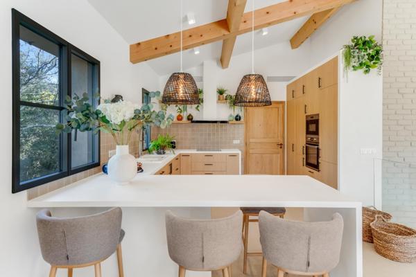 Maison à vendre  7 pièces - 186 m2 LA CROIX VALMER - 83