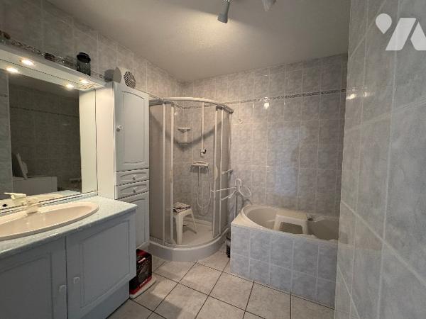 Très bel appartement lumineux, au cœur de VICHY