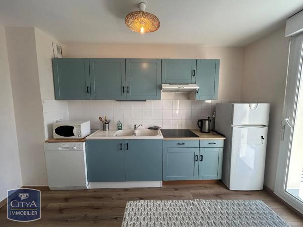 Appartement à louer 3 pièces 66.75m² Tours (37100)